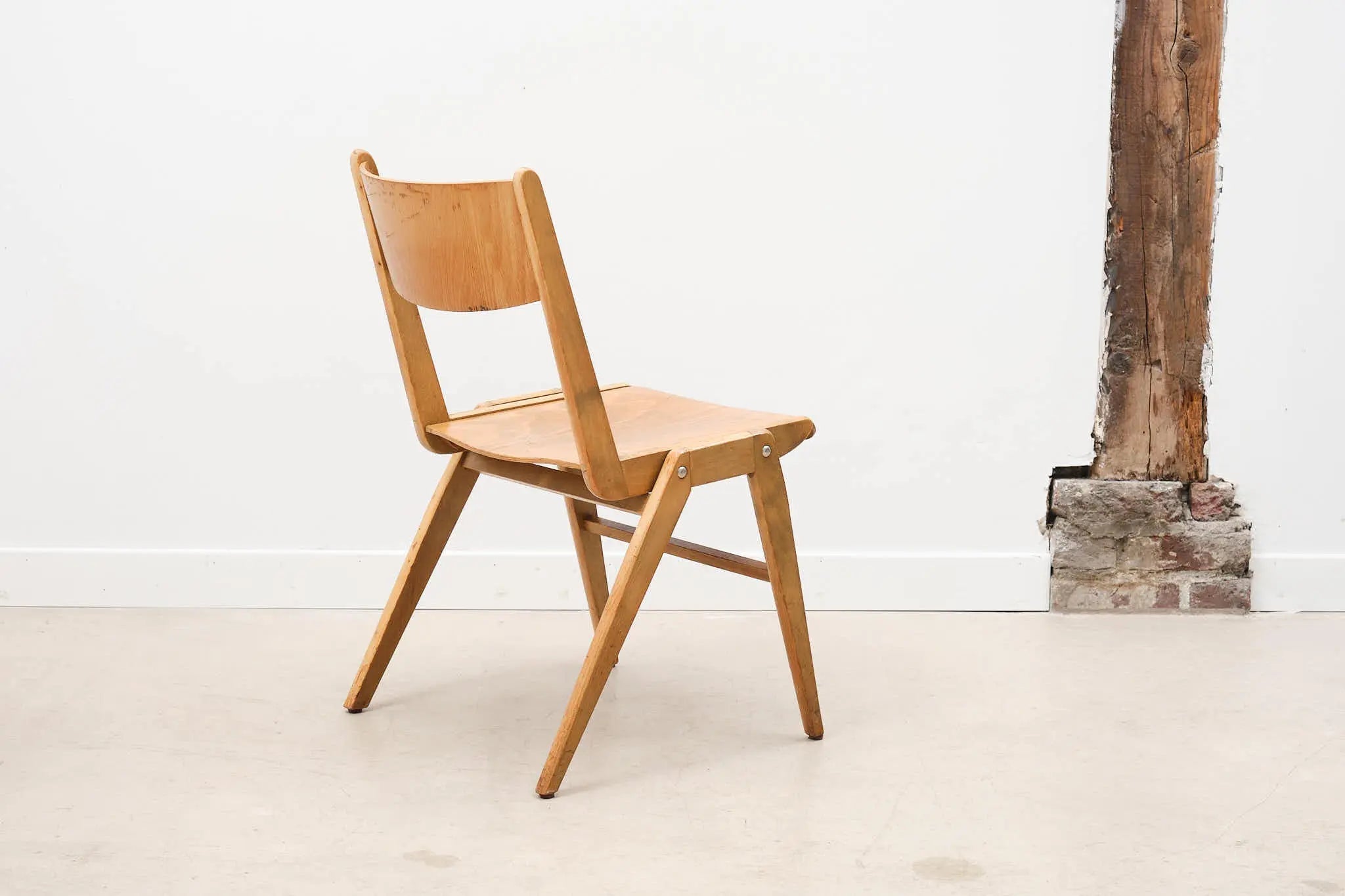Chaise style scandinave hêtre Cartel de Belleville
