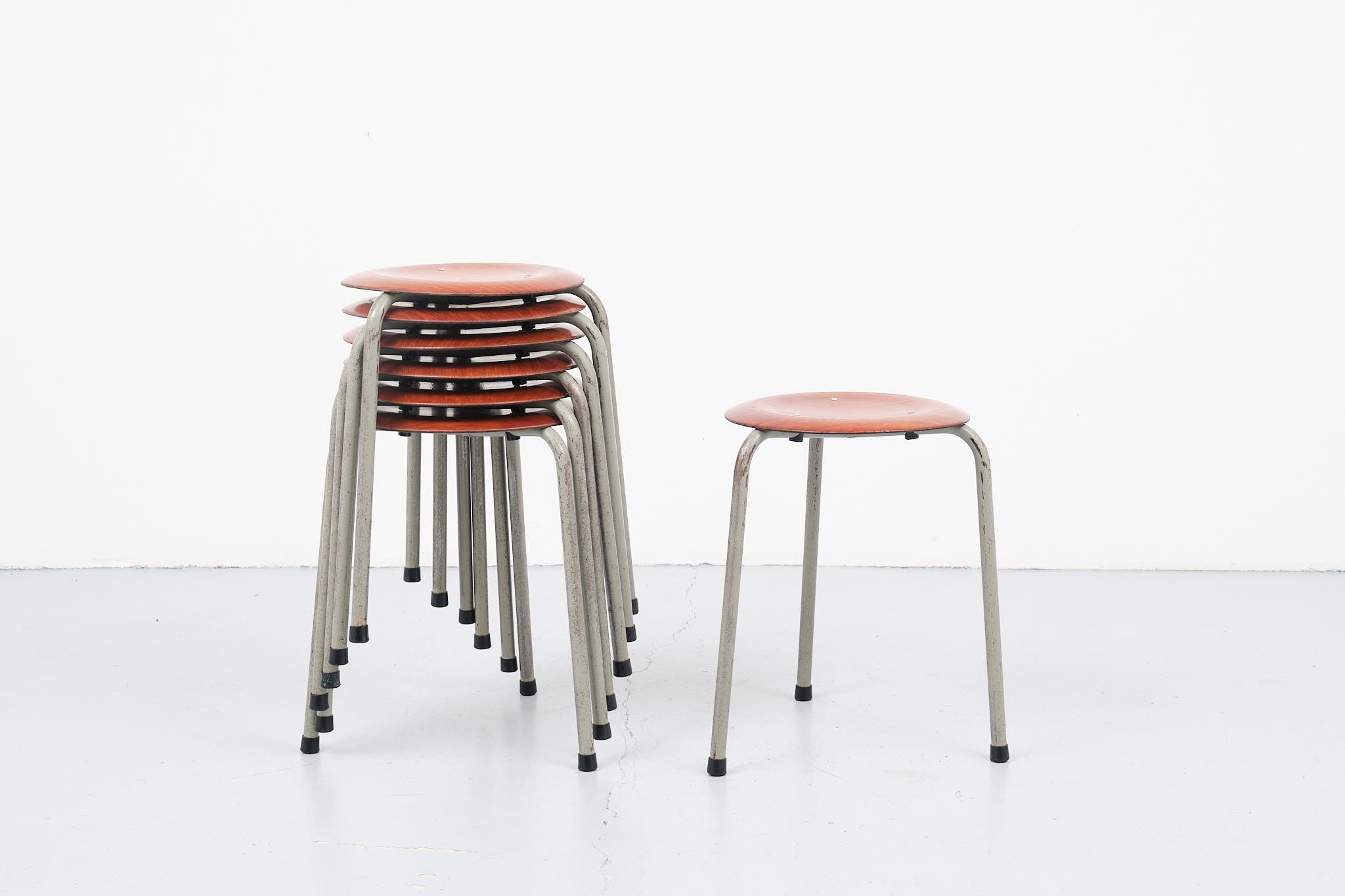 Tabouret pagholz vintage chêne et gris