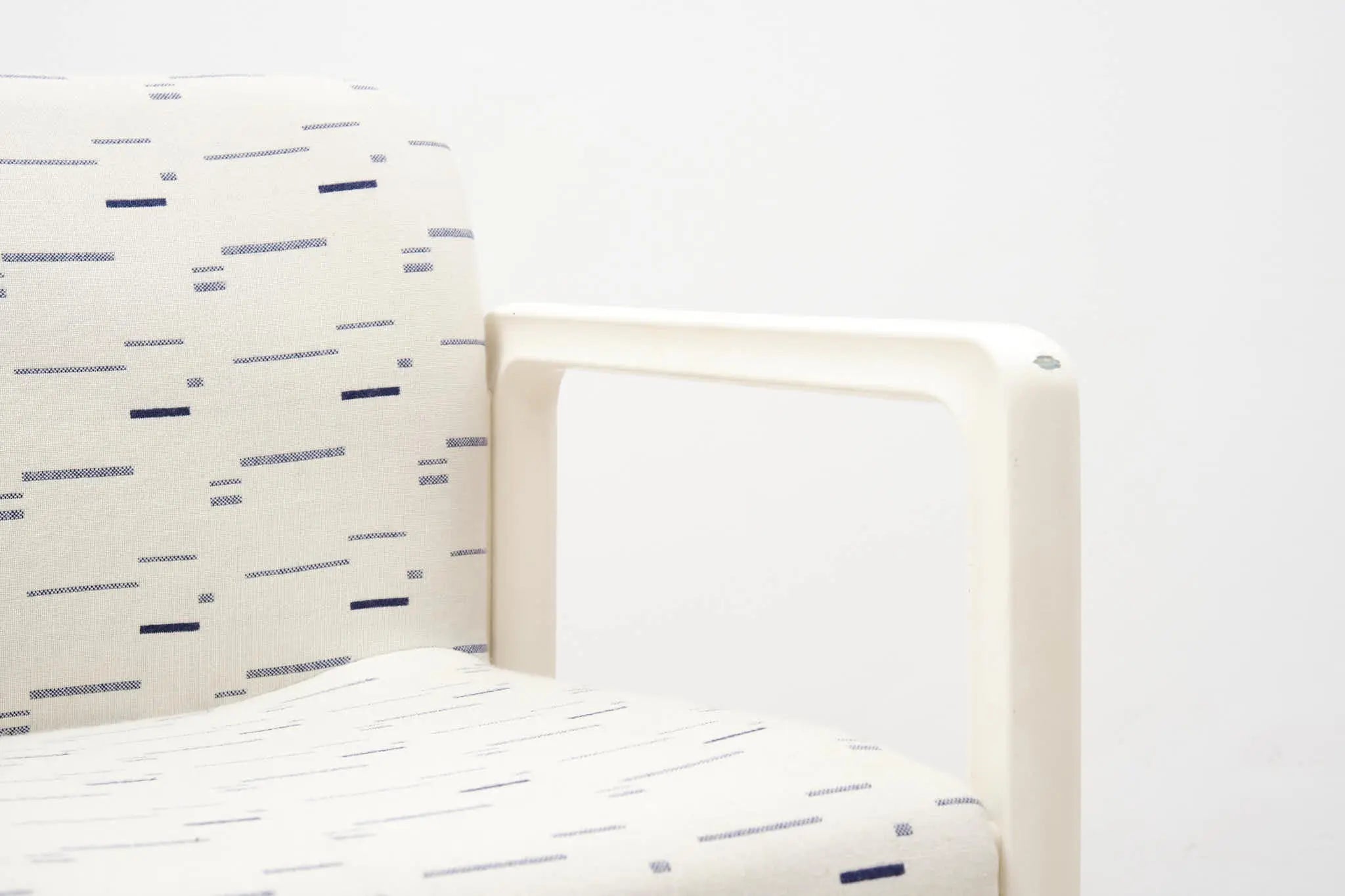 Fauteuil Kembo Upsilon blanc Cartel de Belleville