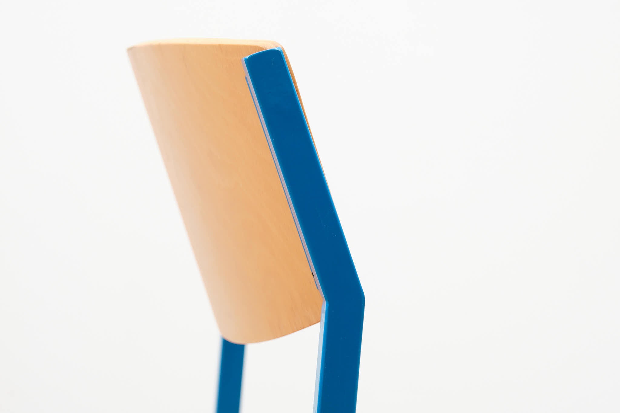 Chaise style Gijs van der Sluis hêtre et bleu