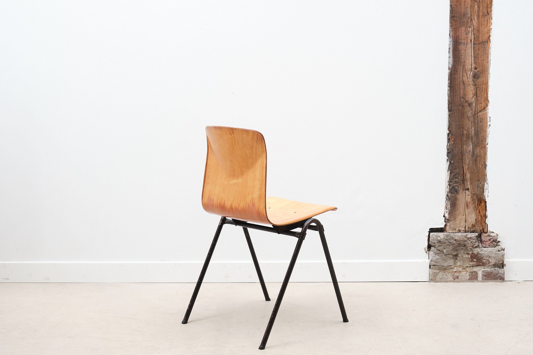 Galvanitas S25 Chair Beech / Brown