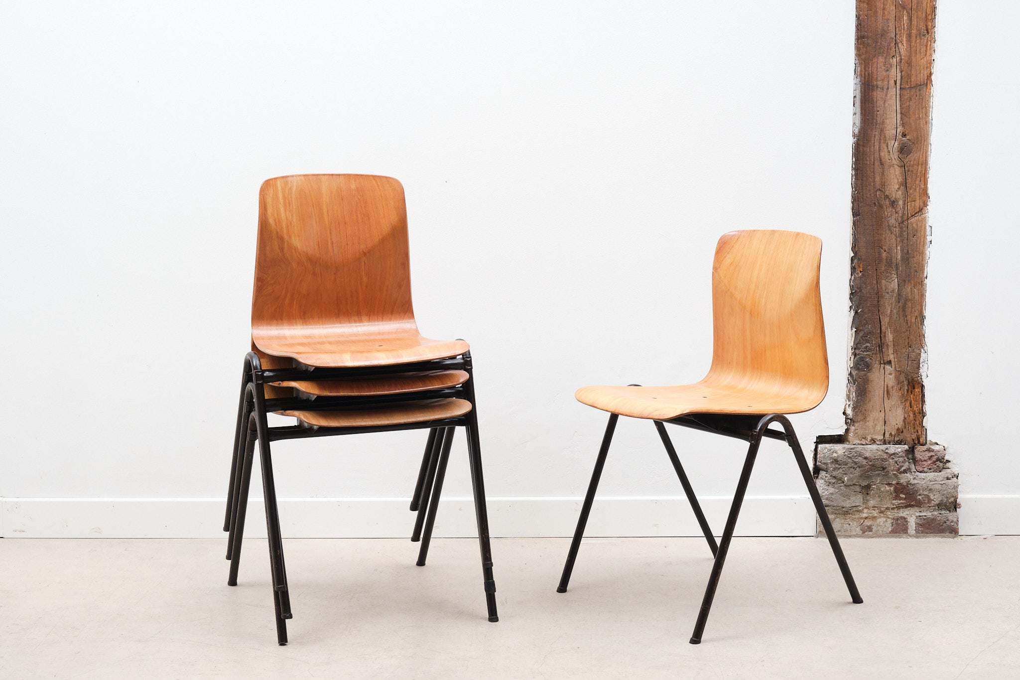 Galvanitas S25 Chair Beech / Brown