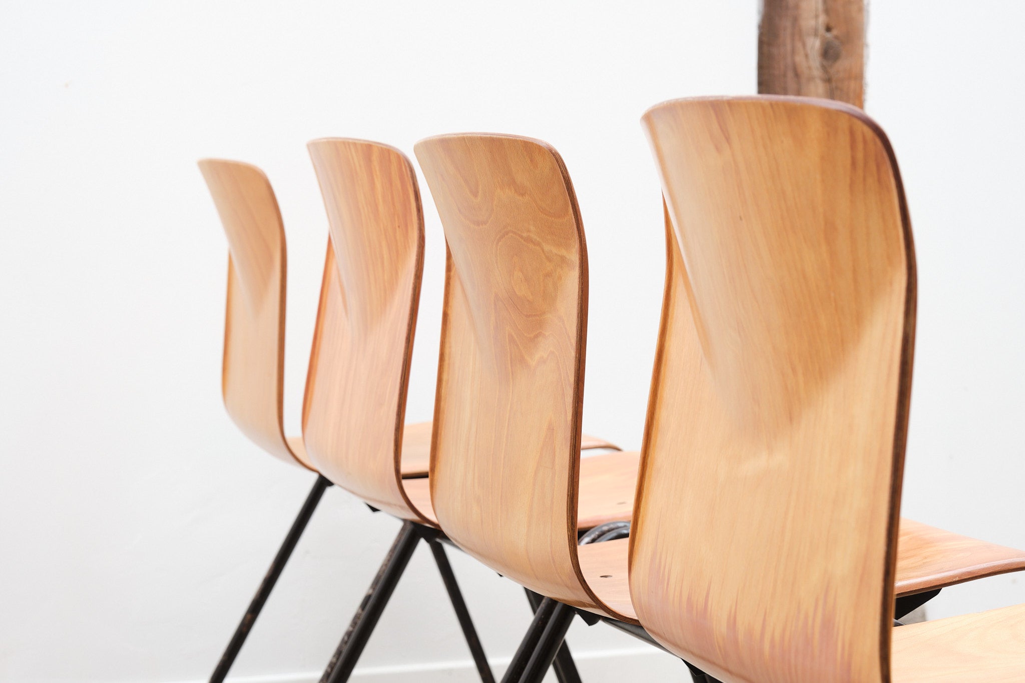 Galvanitas S25 Chair Beech / Brown