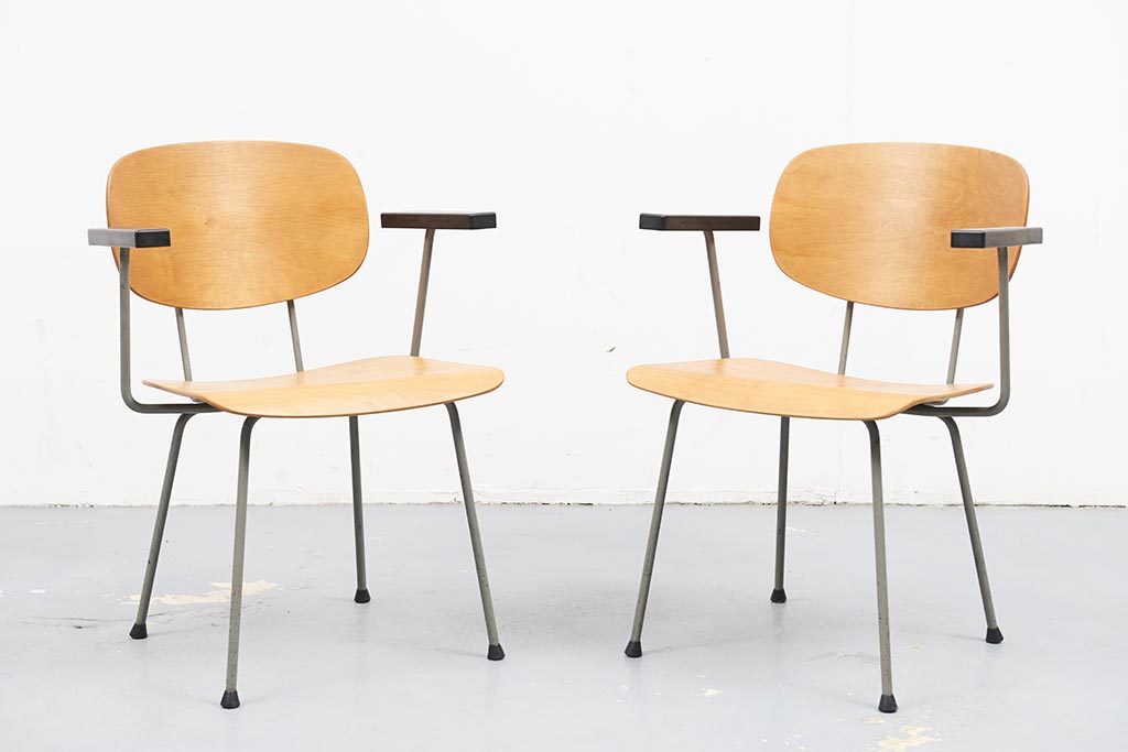 Chair 216 by Wim Rietveld