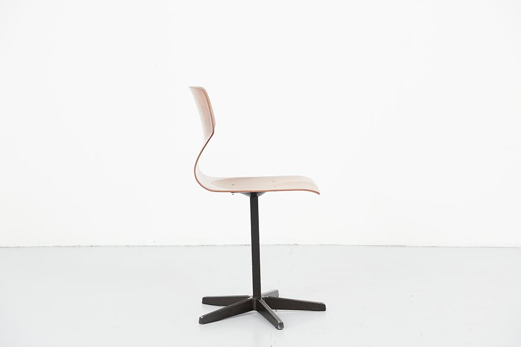 Chaise Galvanitas étoile chêne et noir