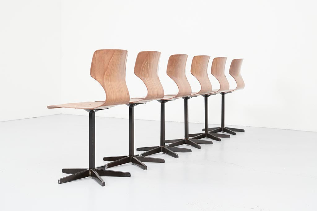 Chaise Galvanitas étoile chêne et noir