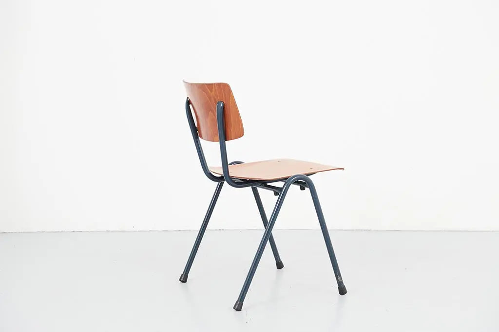 Chaise Eromes tube en v chêne Cartel de Belleville