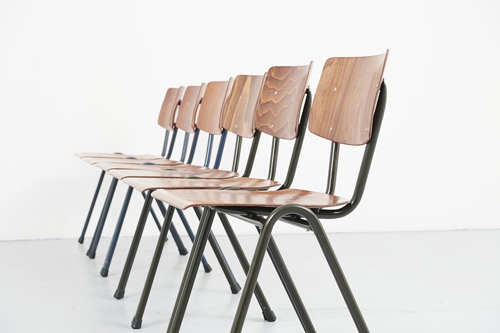 Eromes stackable oak chair