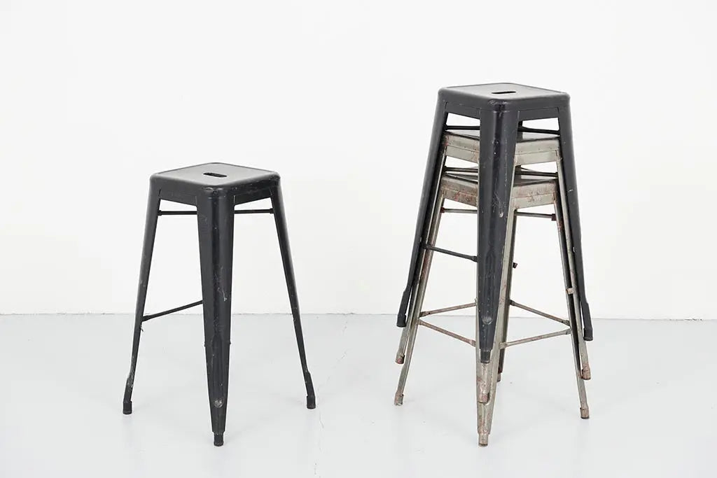 Tabouret vintage Tolix H75 Cartel de Belleville