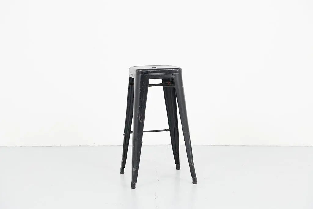 Tabouret vintage Tolix H75 Cartel de Belleville