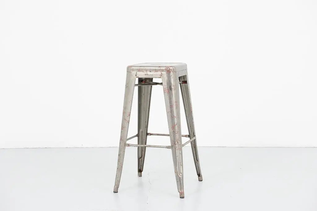 Tabouret vintage Tolix H75 Cartel de Belleville