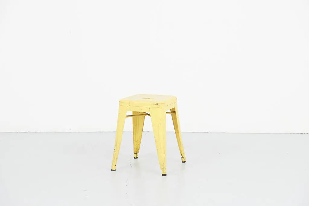 Tabouret bas vintage Tolix H45 Cartel de Belleville