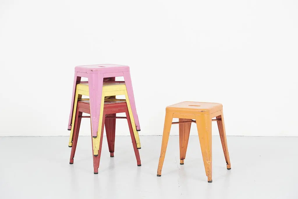 Tabouret bas vintage Tolix H45 Cartel de Belleville
