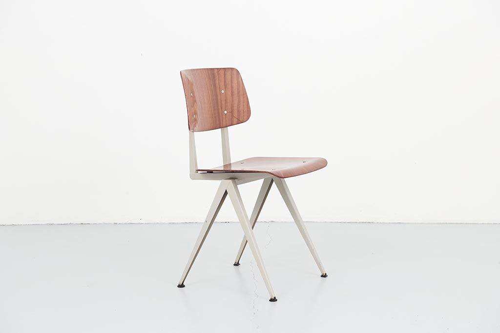 Chaise Galvanitas S16 chêne / gris