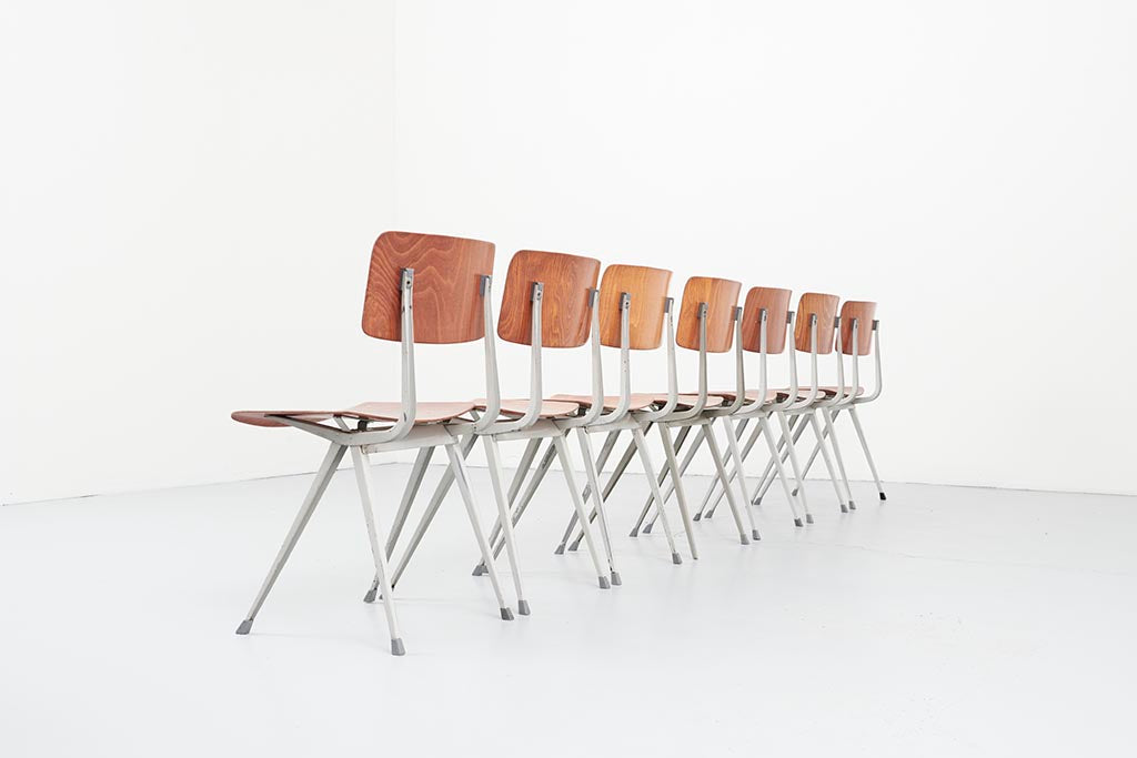 Chaises "Result" Friso Kramer chêne / gris clair en pagwood Cartel de Belleville