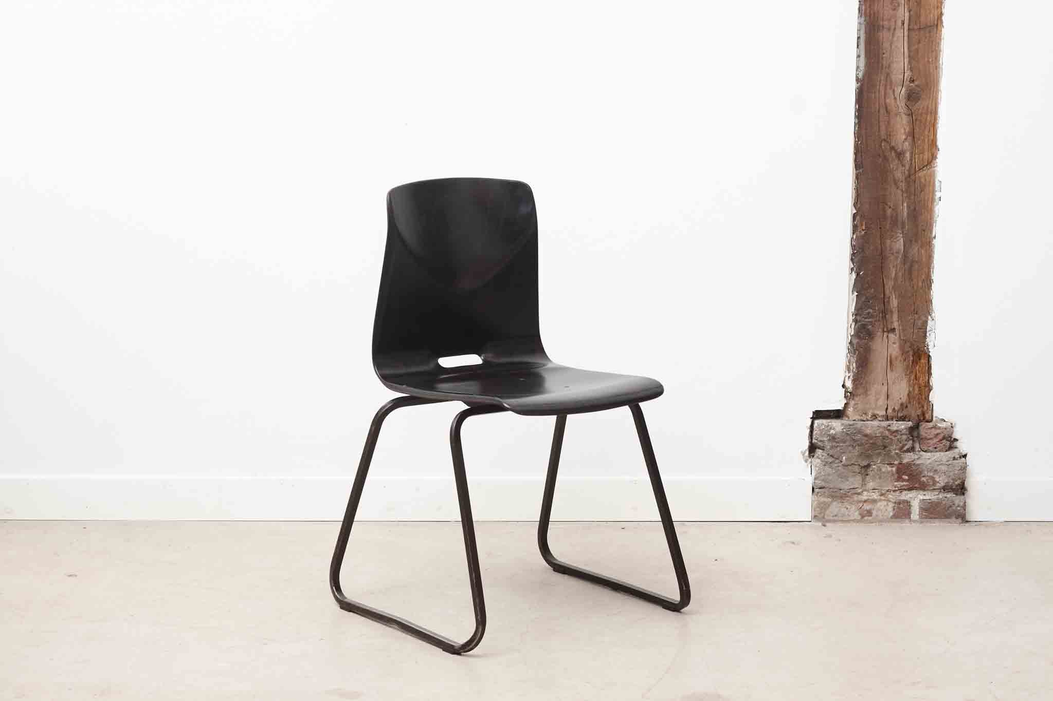 Chaise Galvanitas S23 large ébène