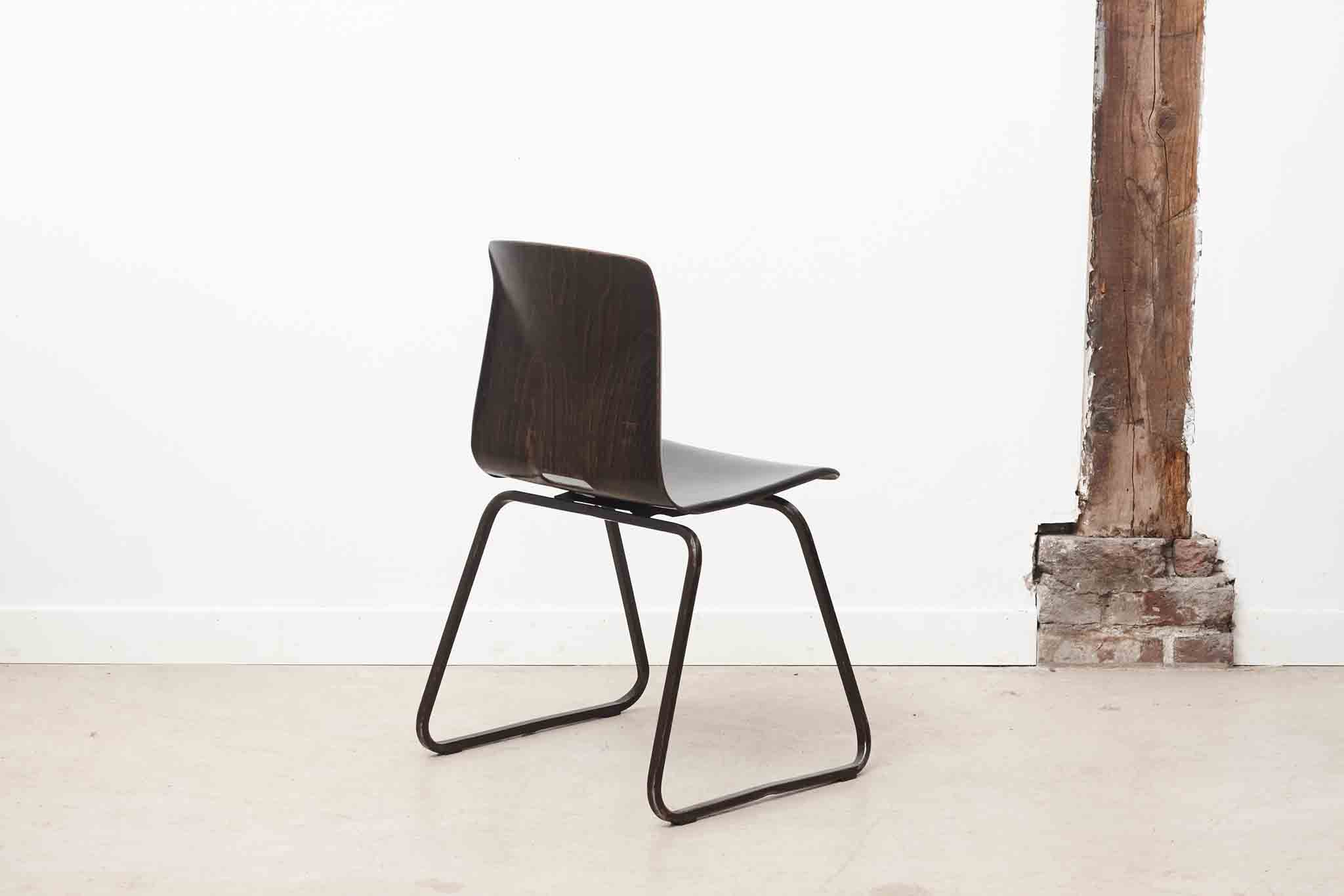 Chaise Galvanitas S23 large ébène