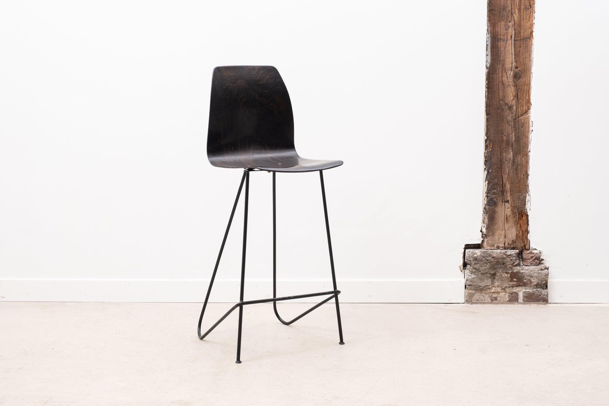 Chaise haute ébène et noir