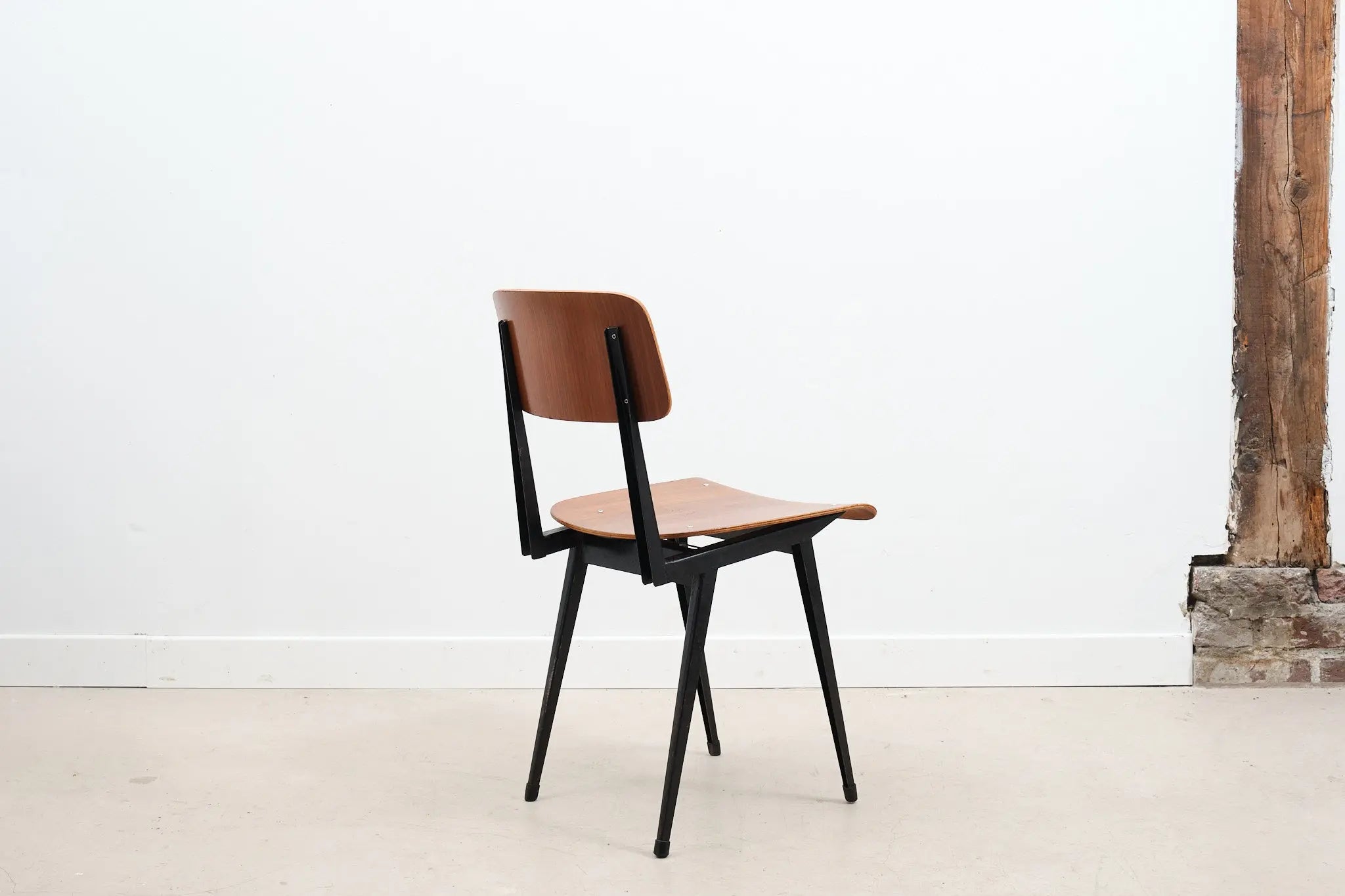 Chaise style Marko 101 chêne / gris Cartel de Belleville