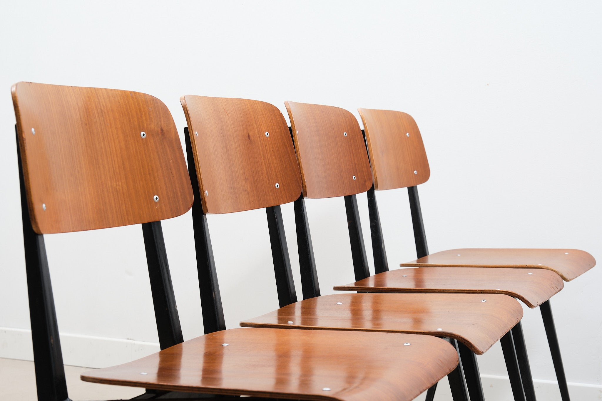 Chaise style Marko 101 chêne / gris