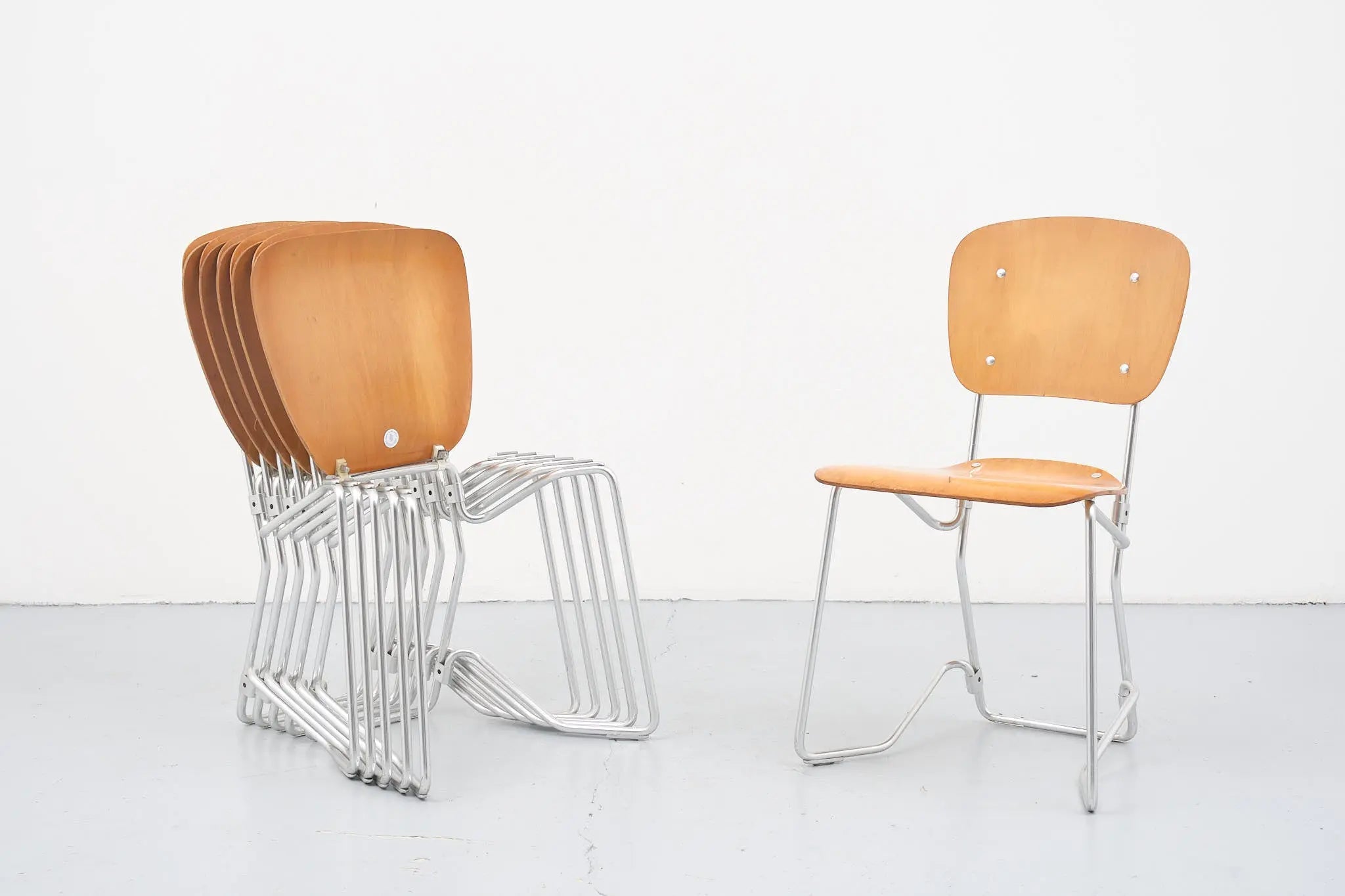 Chaise Aluflex par Armin Wirth Cartel de Belleville