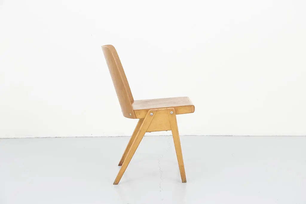 Chaise vintage coque tonneau chêne Cartel de Belleville
