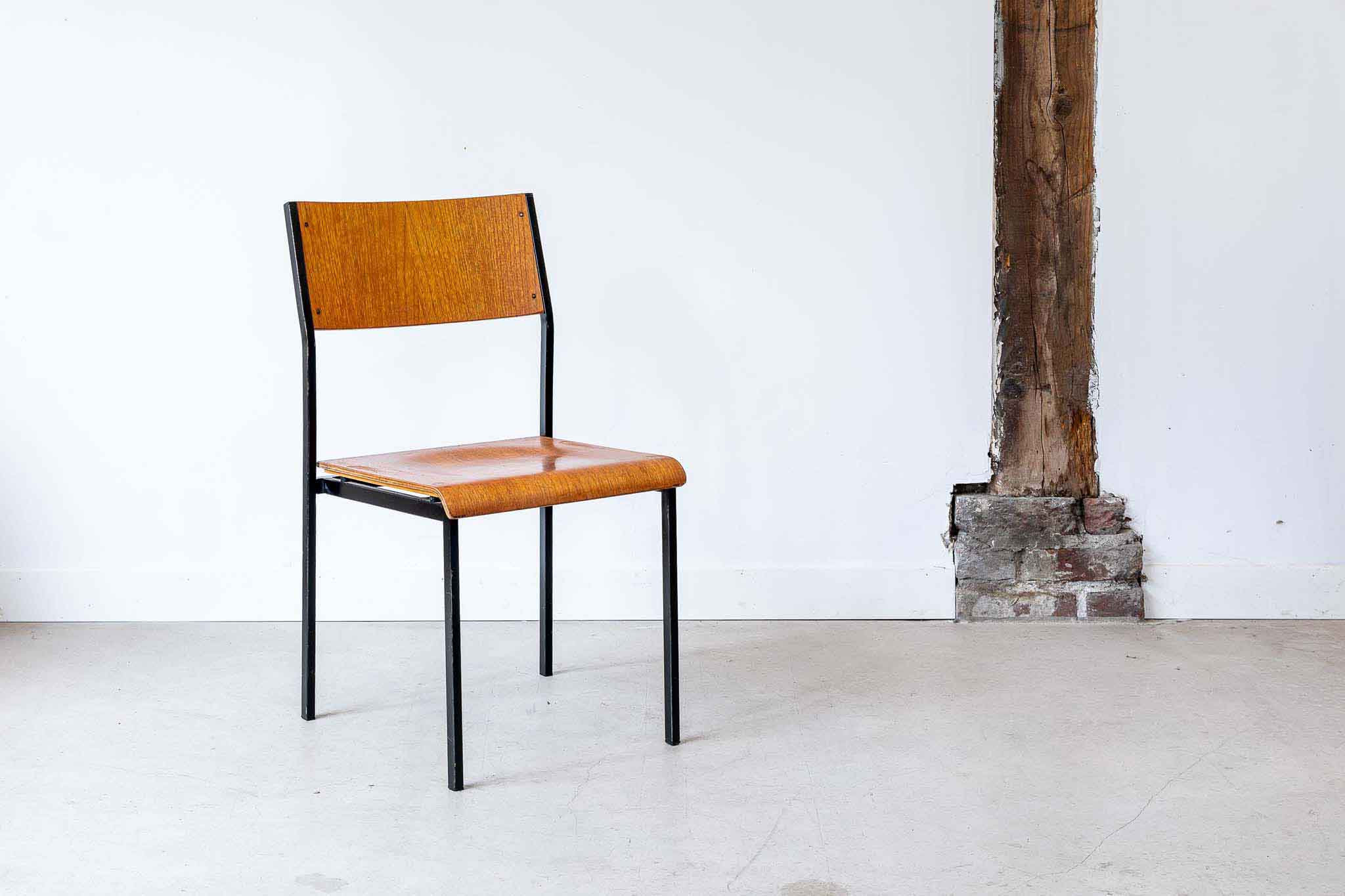 Chaise d'école simple chêne et noir