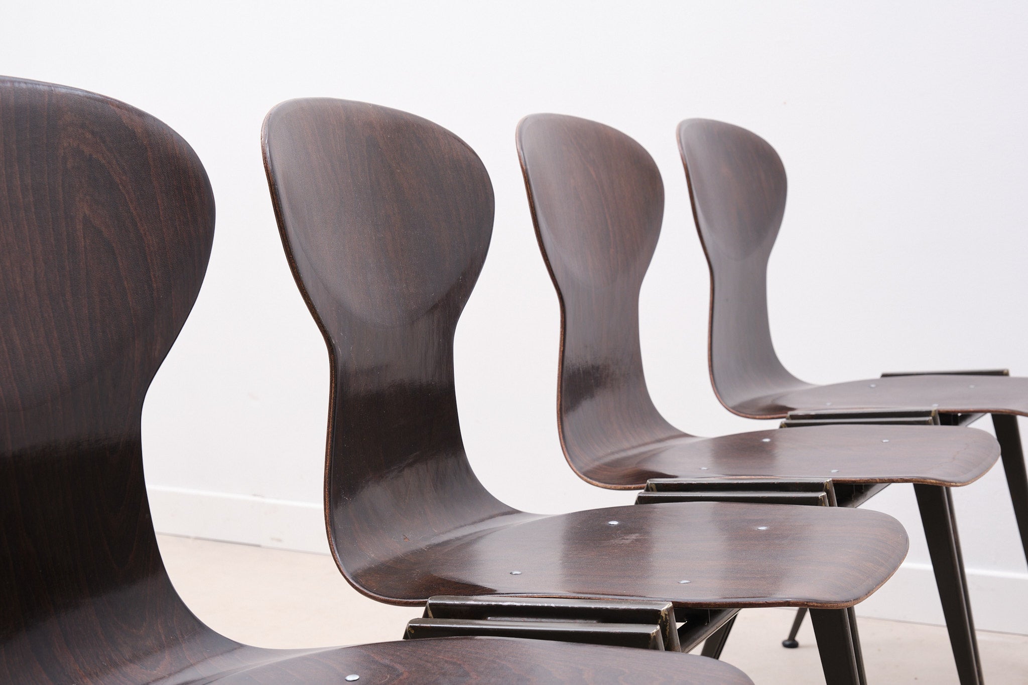 Chaise Presikhaaf bean ébène / anthracite