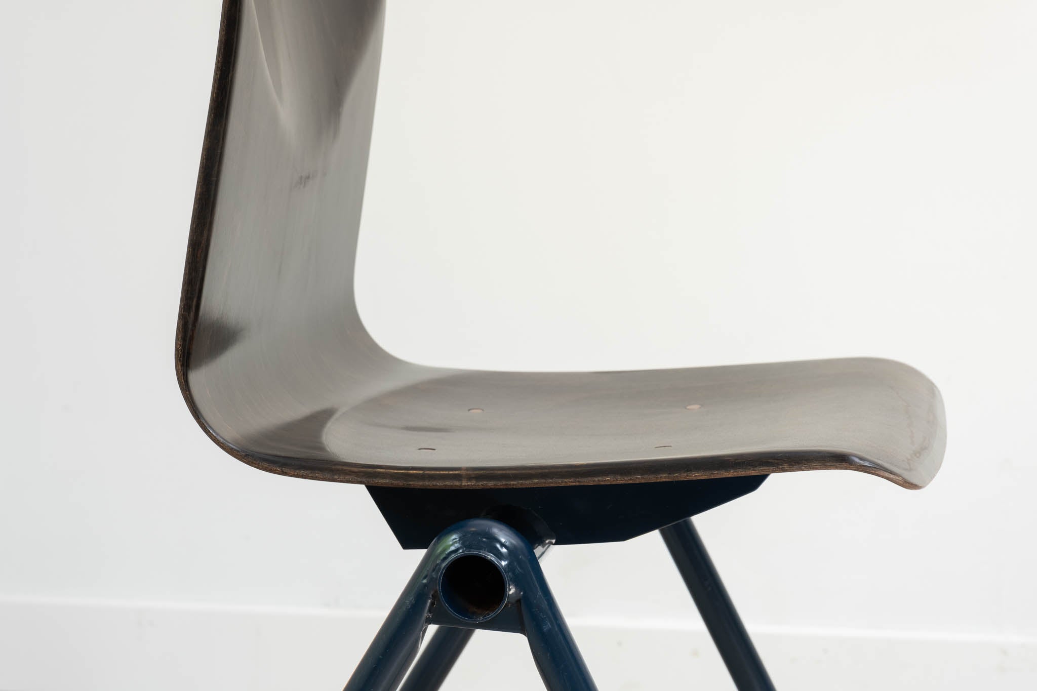 Chaise Galvanitas S30 ébène