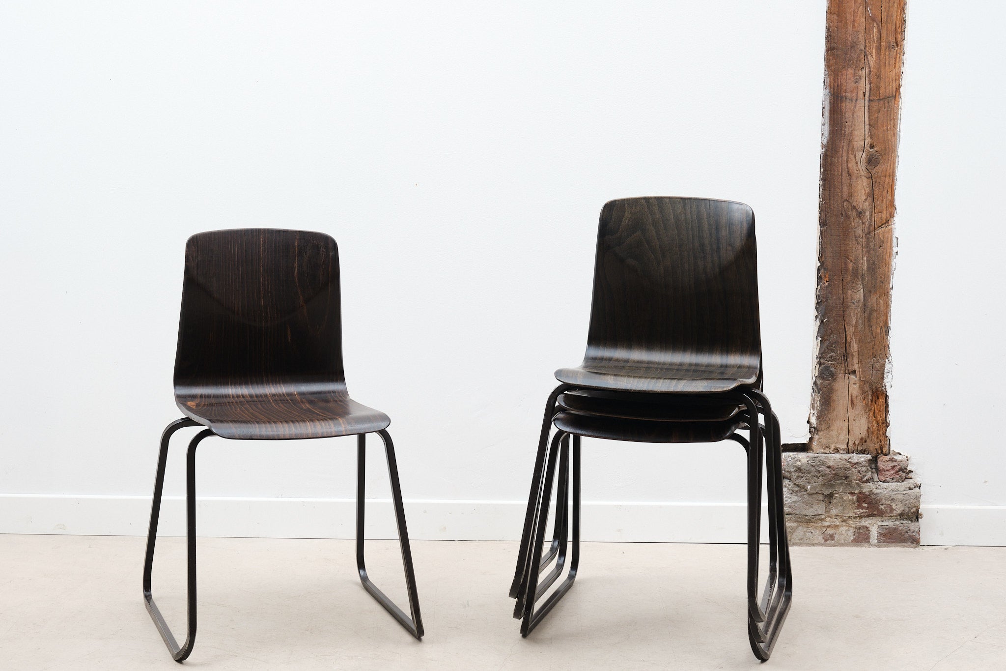 Chaise Galvanitas S23 ébène