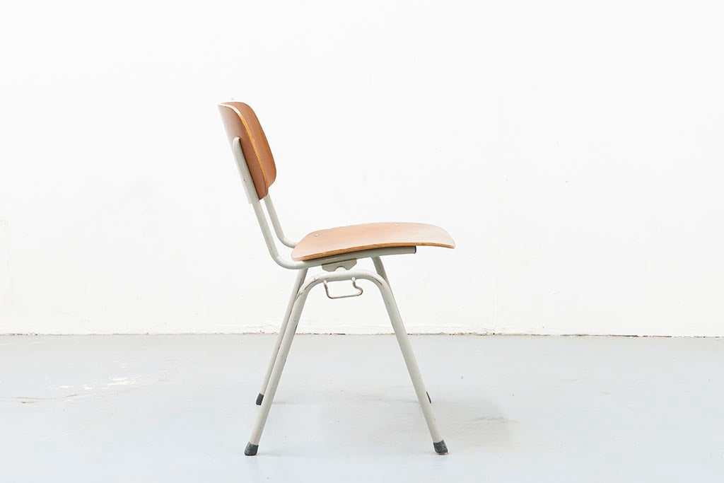 Chaise Marko plywood Chêne / Gris Clair - Cartel de Belleville mobilier vintage paris