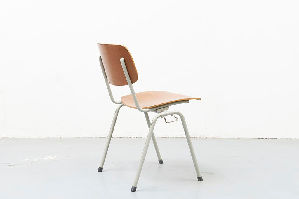 Chaise Marko plywood Chêne / Gris Clair - Cartel de Belleville mobilier vintage paris