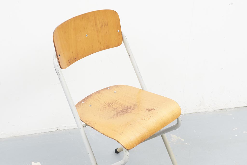 Chaise pliante vintage style Aluflex hêtre et blanc