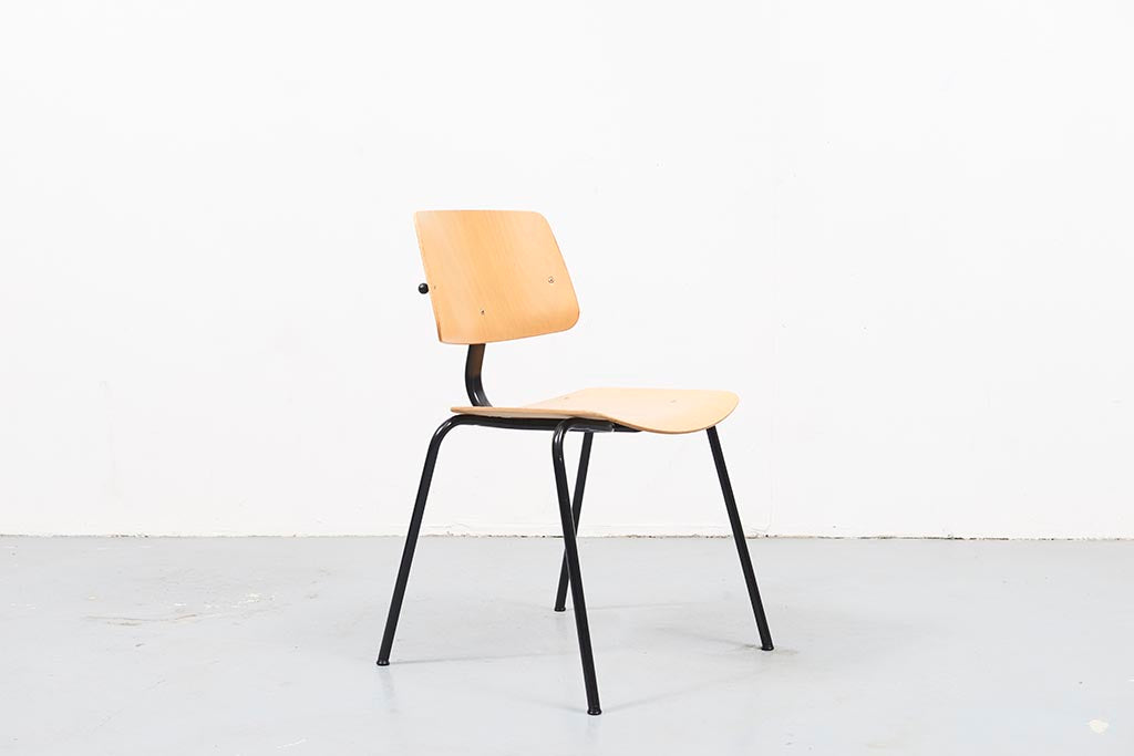 Chaise monobranche hêtre / noir - Cartel de Belleville mobilier vintage paris