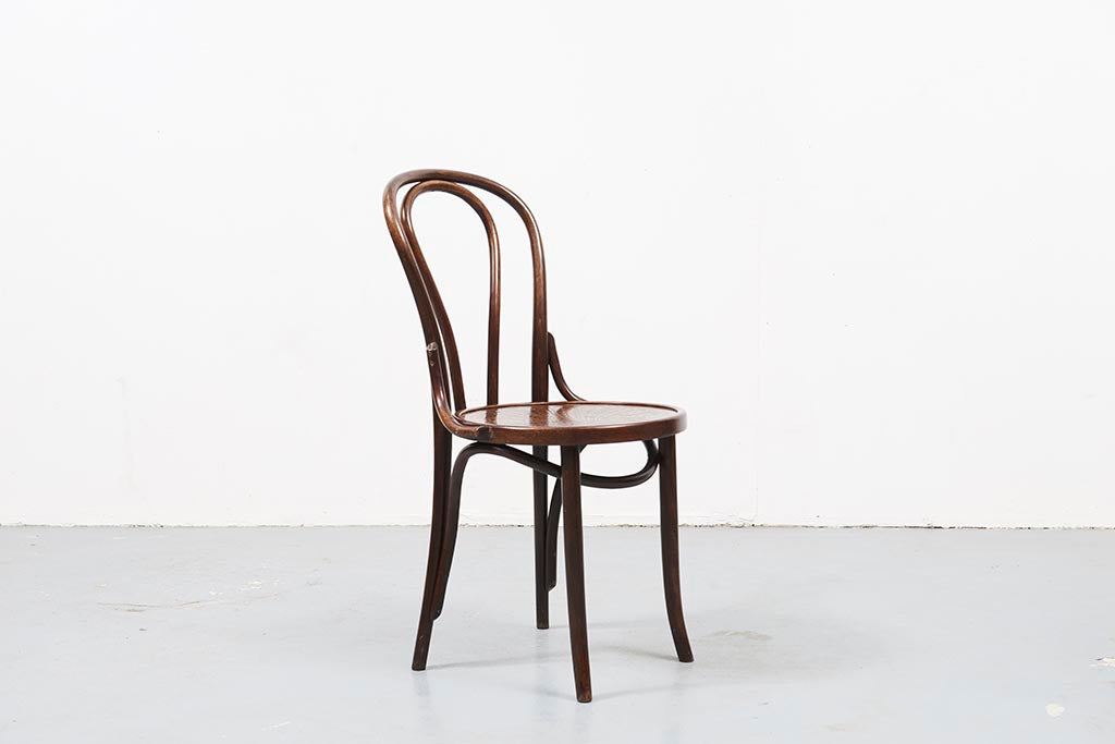 Chaise Thonet n°18 - Cartel de Belleville mobilier vintage paris