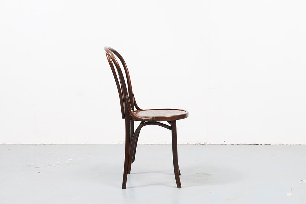 Chaise Thonet n°18 - Cartel de Belleville mobilier vintage paris