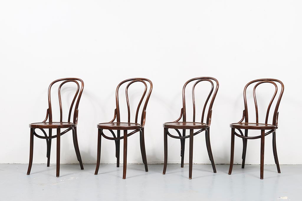 Chaise Thonet n°18 - Cartel de Belleville mobilier vintage paris