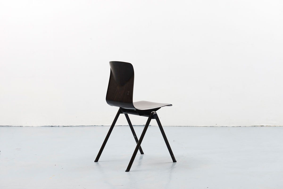 Galvanitas S30 Ébène / Noir - Cartel de Belleville mobilier vintage paris