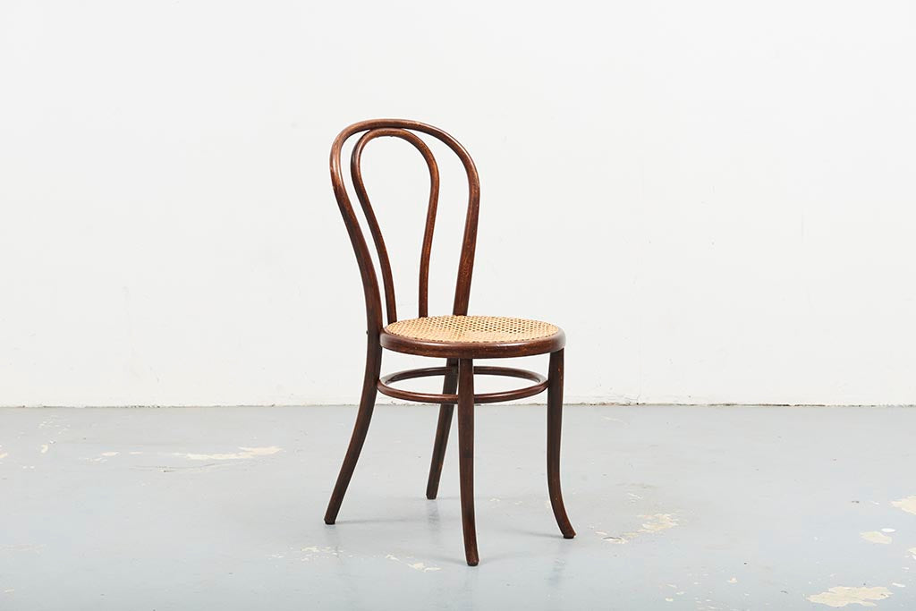 Chaise vintage style Thonet n°18 cannée Cartel de Belleville