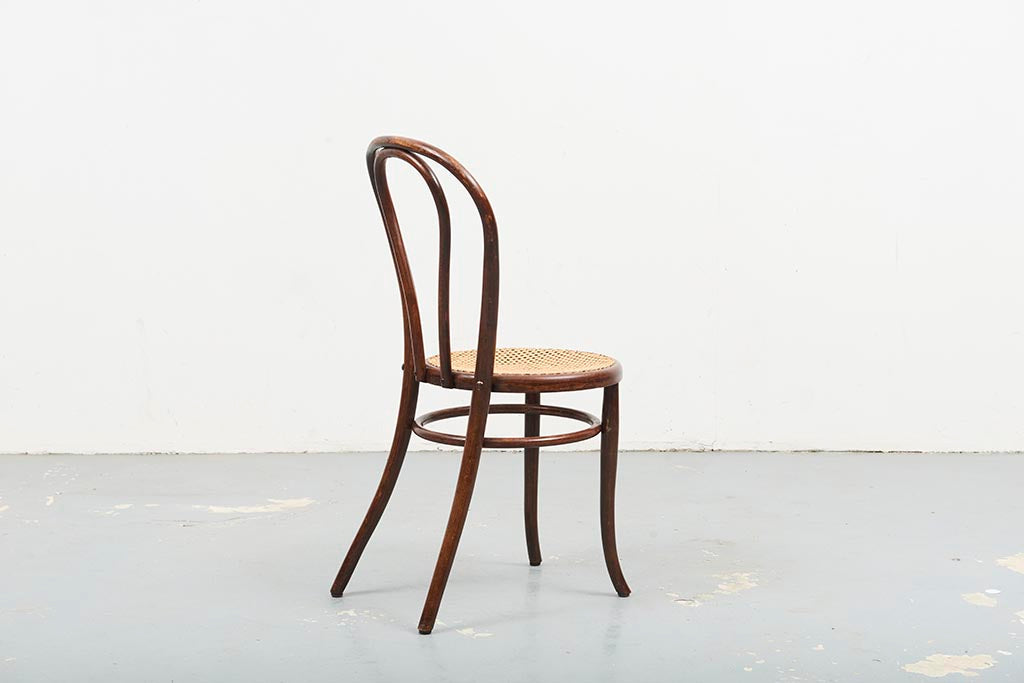 Chaise vintage style Thonet n°18 cannée Cartel de Belleville
