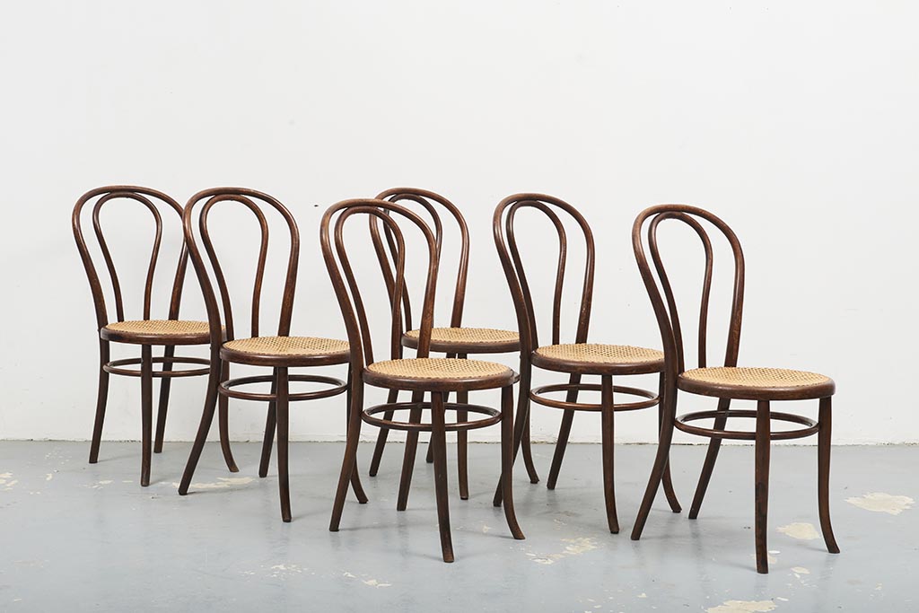 Chaise vintage style Thonet n°18 cannée