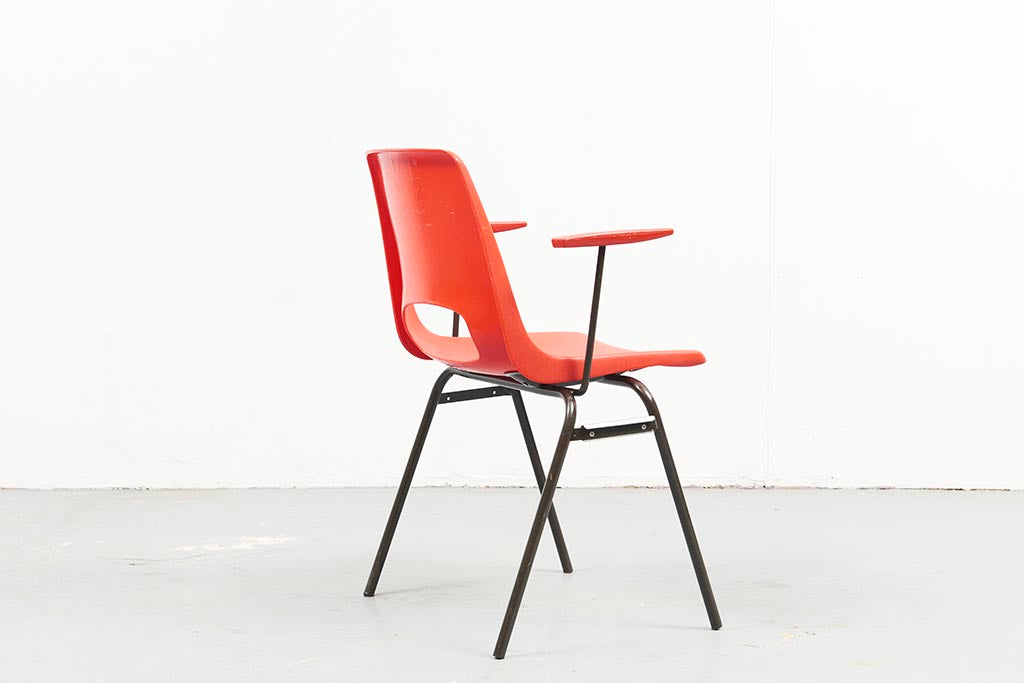 Chaises de terrasse vintage avec accoudoirs - Cartel de Belleville mobilier vintage paris