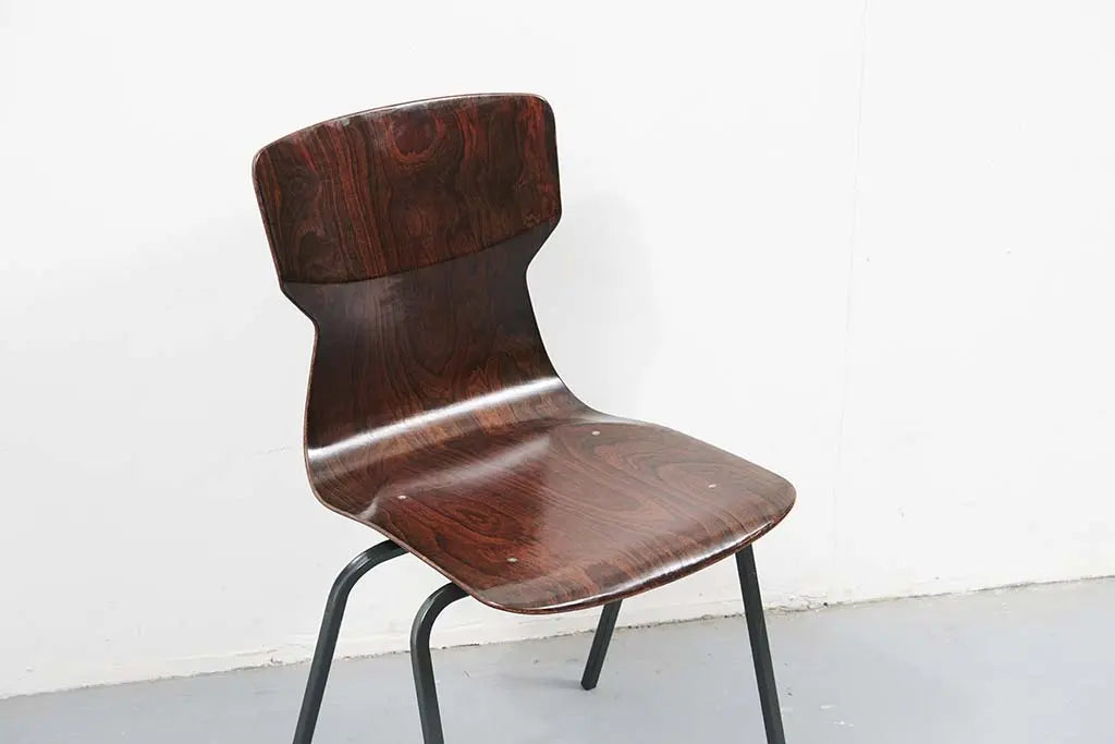 Chaise Eromes E5 empilable ébène et gris Cartel de Belleville