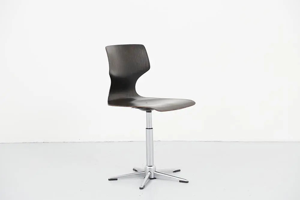 Chaise atelier ajustable Flötotto ébène et chrome Cartel de Belleville