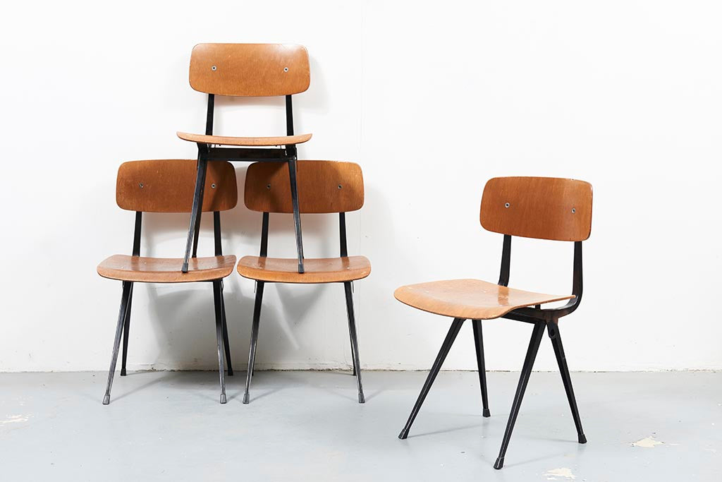 Friso chair Kramer Result oak vintage black legs