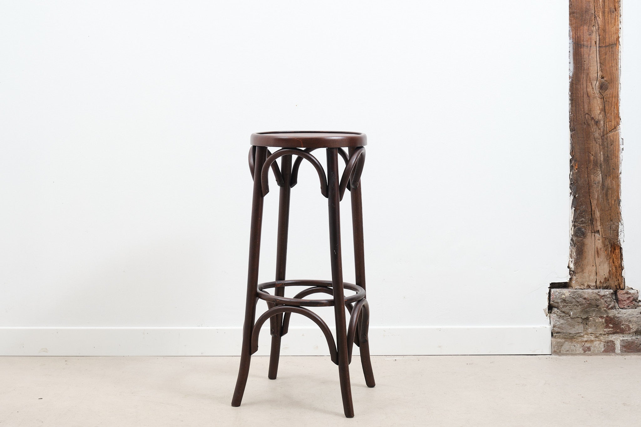 Tabouret de bar style Thonet