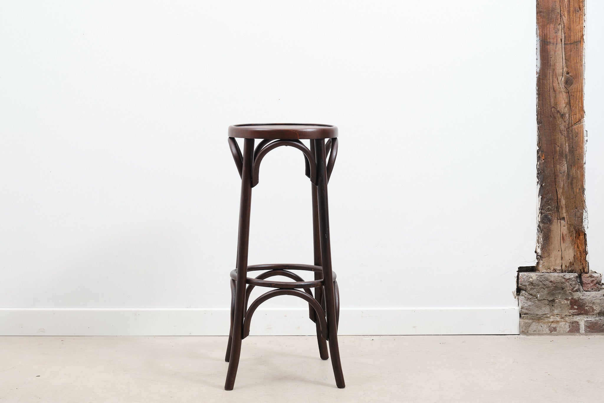 Tabouret de bar style Thonet