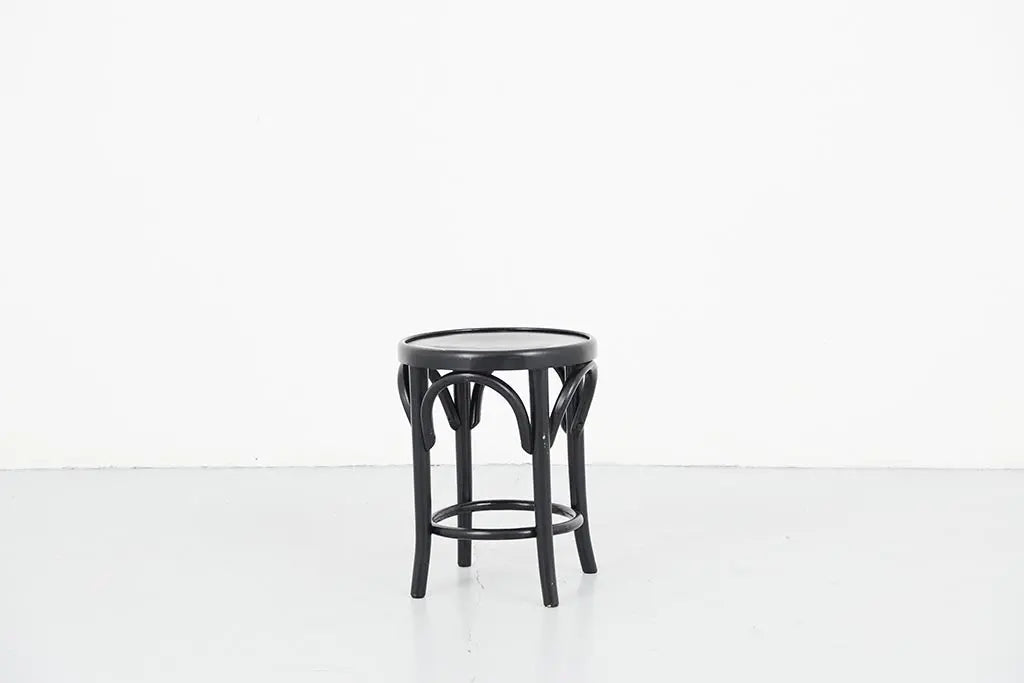 Tabouret bas style Thonet noir neuf Cartel de Belleville