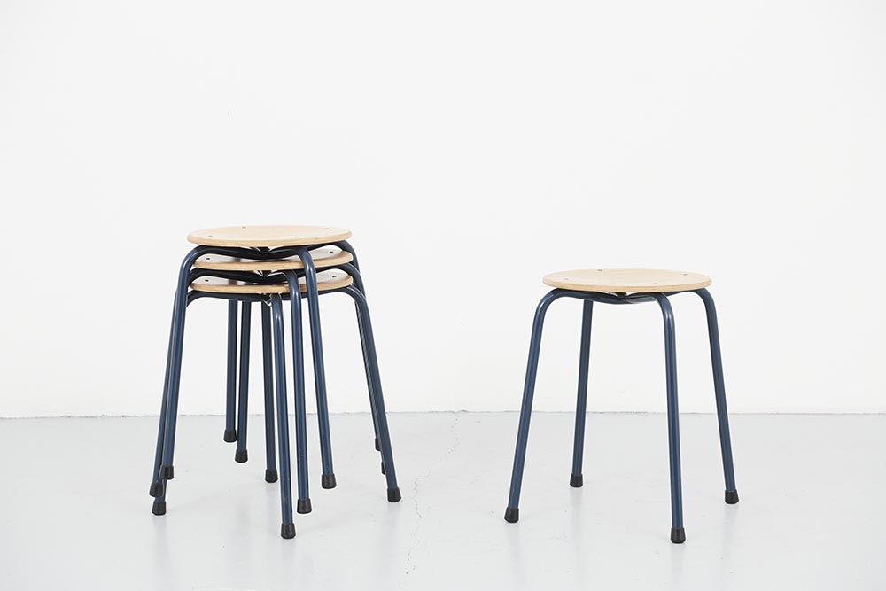 Tabouret hêtre / bleu pétrole Cartel de Belleville