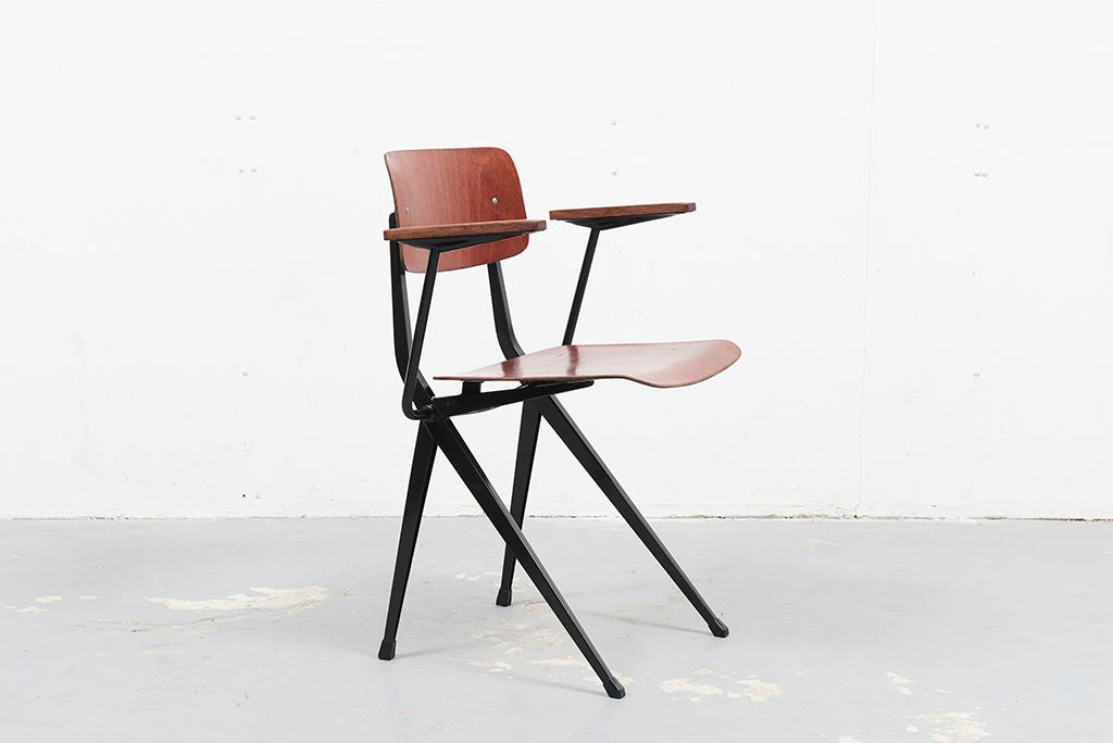 Chaise Marko 202 "Spinstoel" accoudoirs Cartel de Belleville